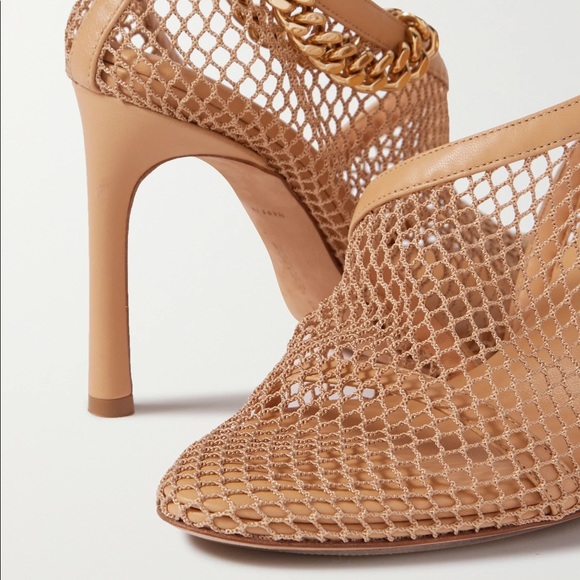BOTTEGA VENETA Chain-embellished macramé and leather mesh pumps beige 37 - Picture 5 of 14